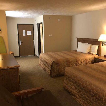 Shenandoah Inn & Suites מראה חיצוני תמונה