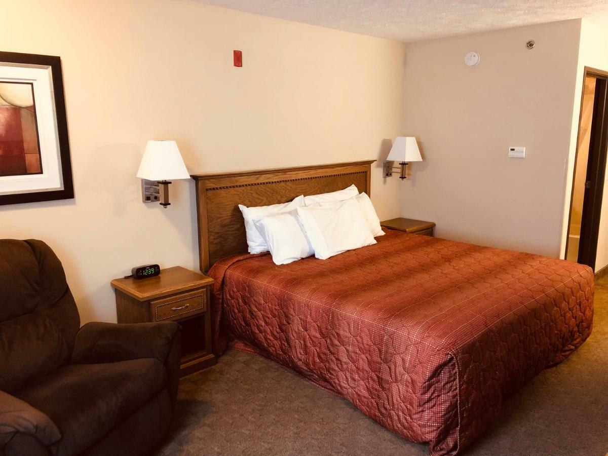 Shenandoah Inn & Suites מראה חיצוני תמונה