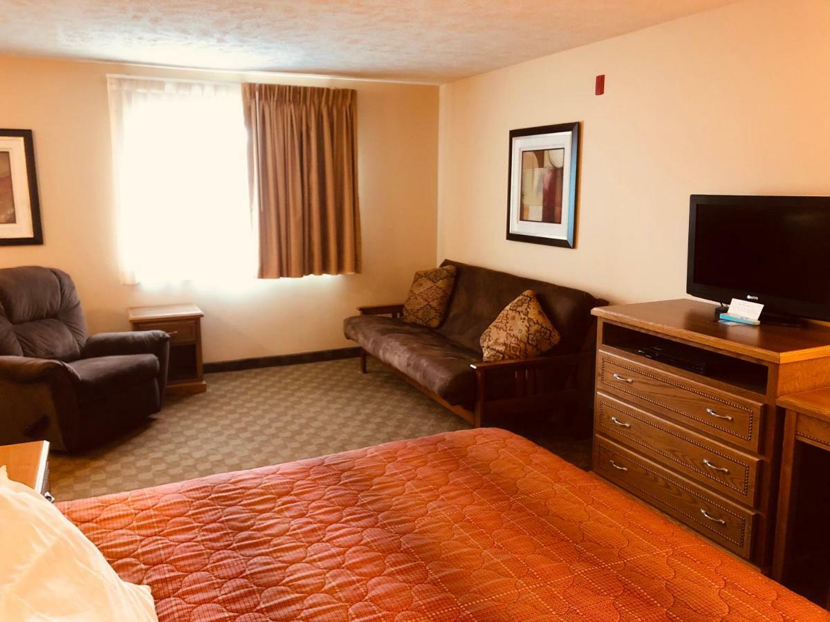 Shenandoah Inn & Suites מראה חיצוני תמונה